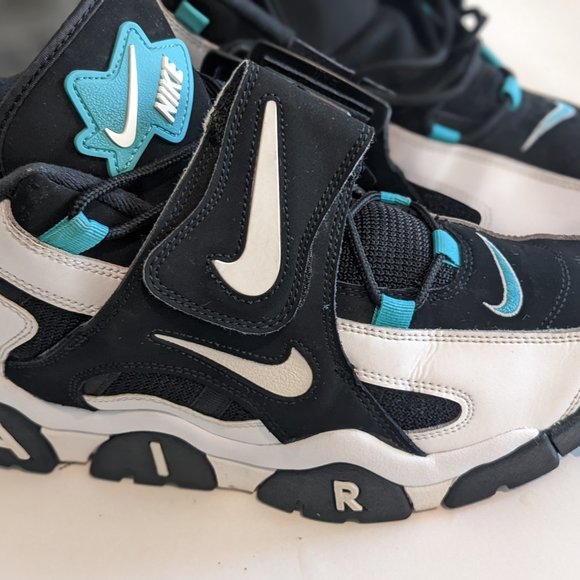 Nike | Shoes | Nike Air Barrage Mid Sz 1 | Poshmark